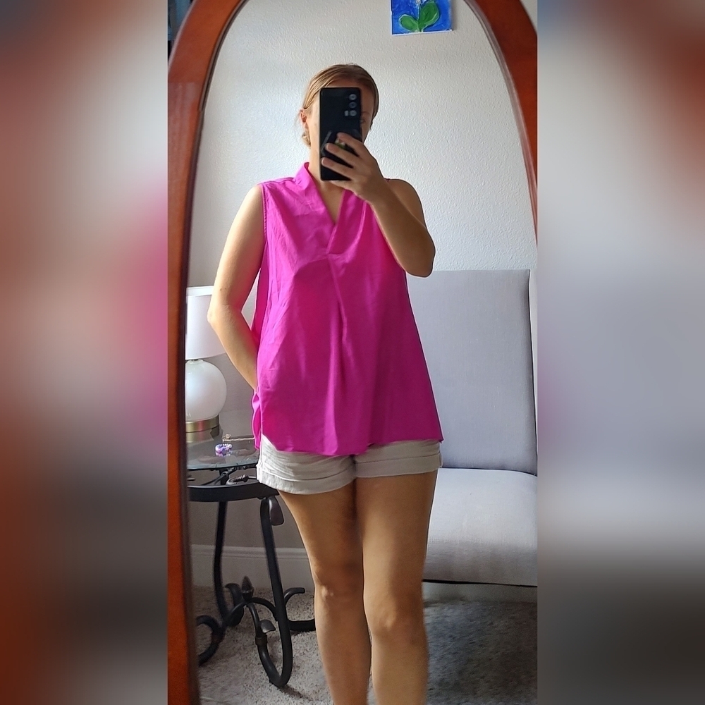 Limited Neon pink top - Picture 3 of 4